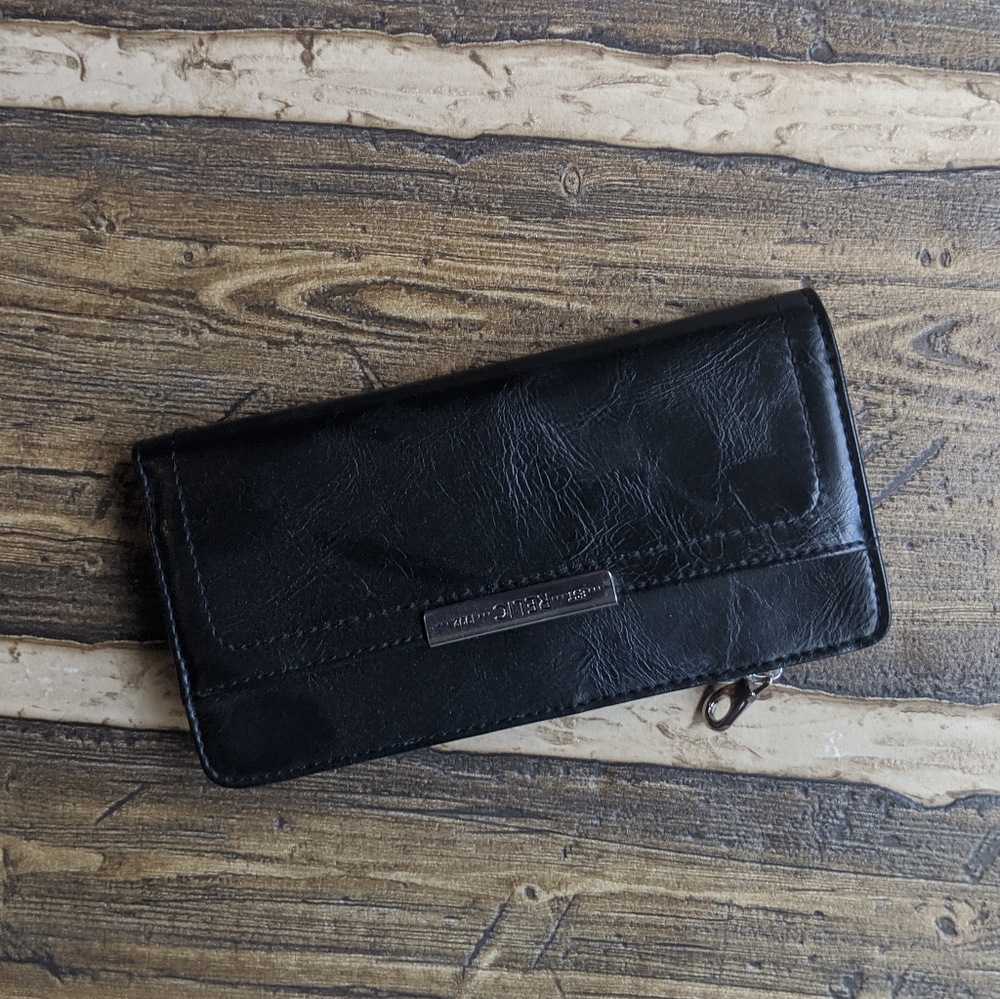 Relic by Fossil black vegan leather wallet